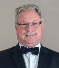 Roger Garfield style=